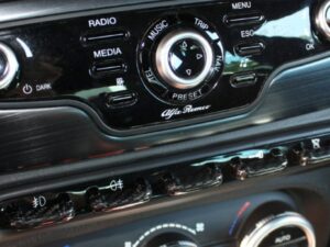 Alfa Romeo Giulietta Control Buttons