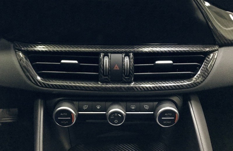 KOSHI Alfa Romeo GIULIA カーボン エアコンカバーフレーム Carbon