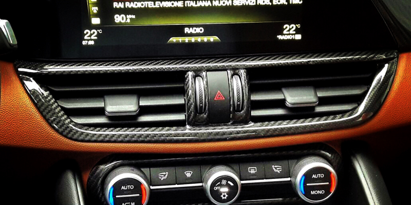 Alfa Romeo Giulia Central Console A/C AirVent Frame Cover | Koshi