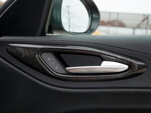 Alfa Romeo Giulia internal door handles frame trim