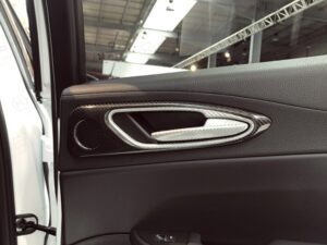 Alfa Romeo Giulia internal door handles frame trim
