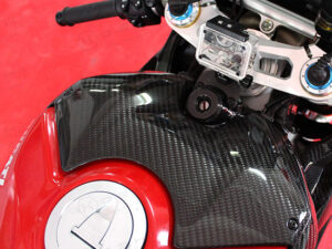 Ducati Panigale V4 S upper fuel tank cover