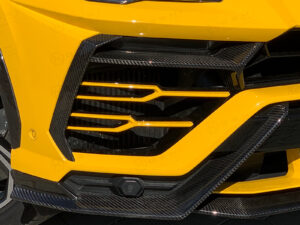 Lamborghini Urus Front Bumper Side Trim Vent / Eyebrow Cover