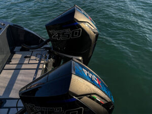 Carbon Fiber Engine Air Scoops for Mercury V8 Outboard, 500R, 450R, 300R, 300 VERADO