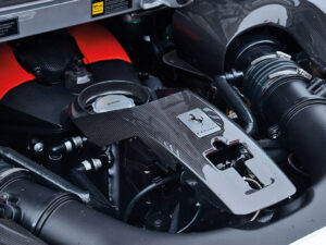 Ferrari F8 – Carbon Fibre Center Engine Cover